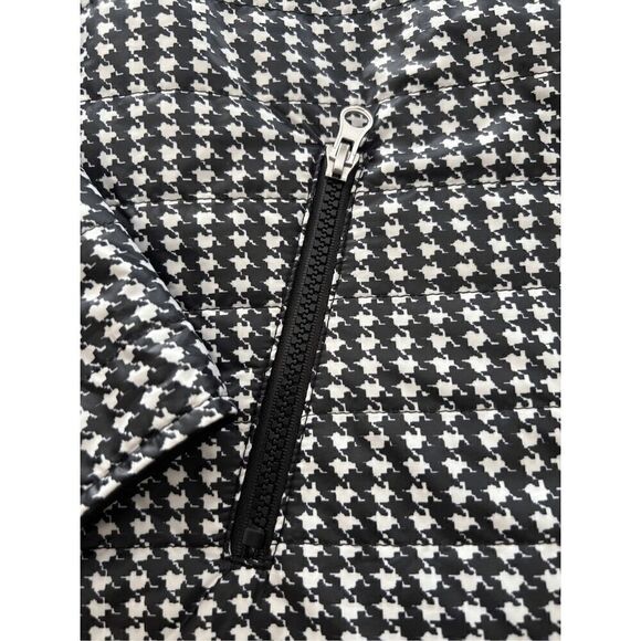 Chico's Reversible Black White Houndstooth lightweight Puffer jacket - Picture 7 of 8